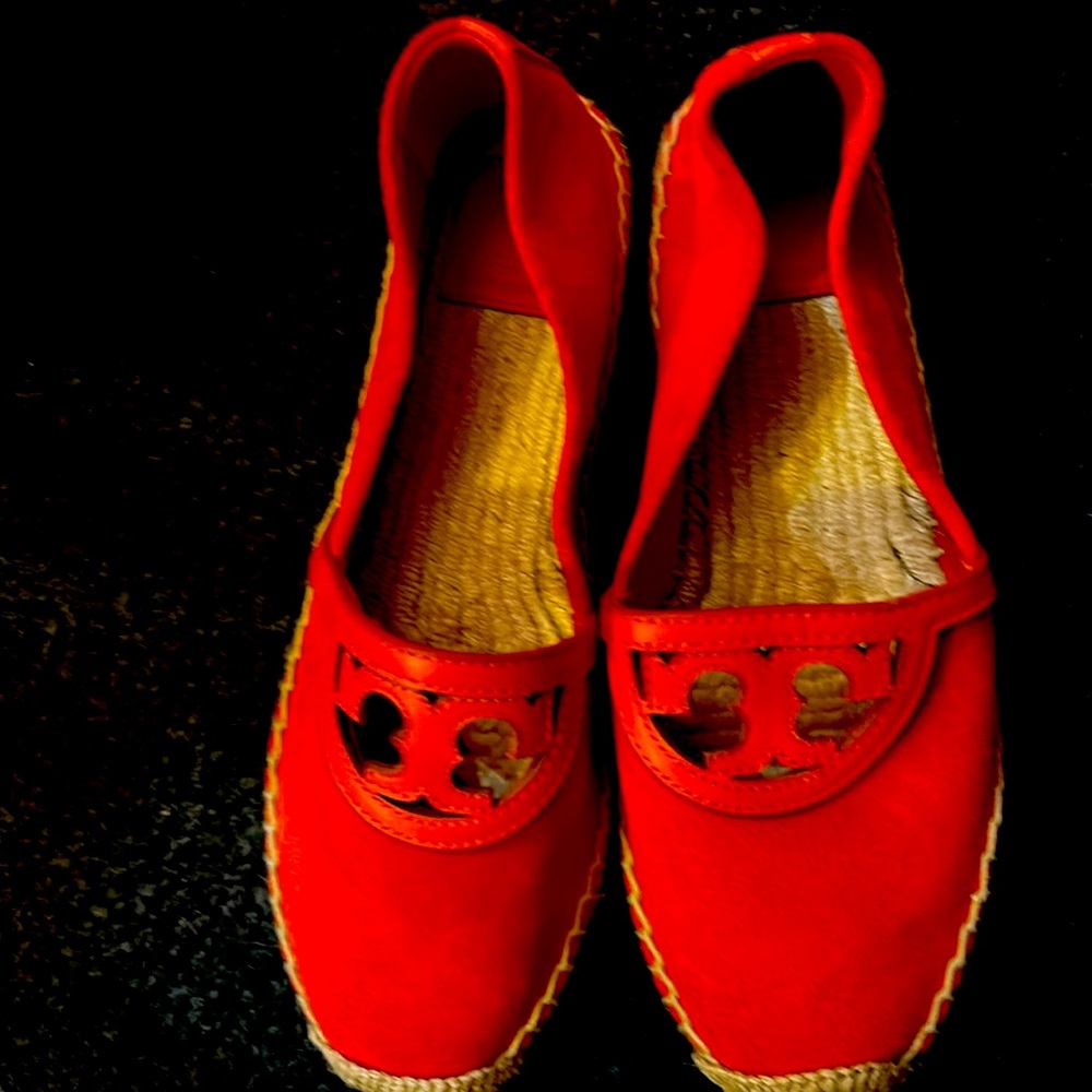 Worn a few times 
No wear